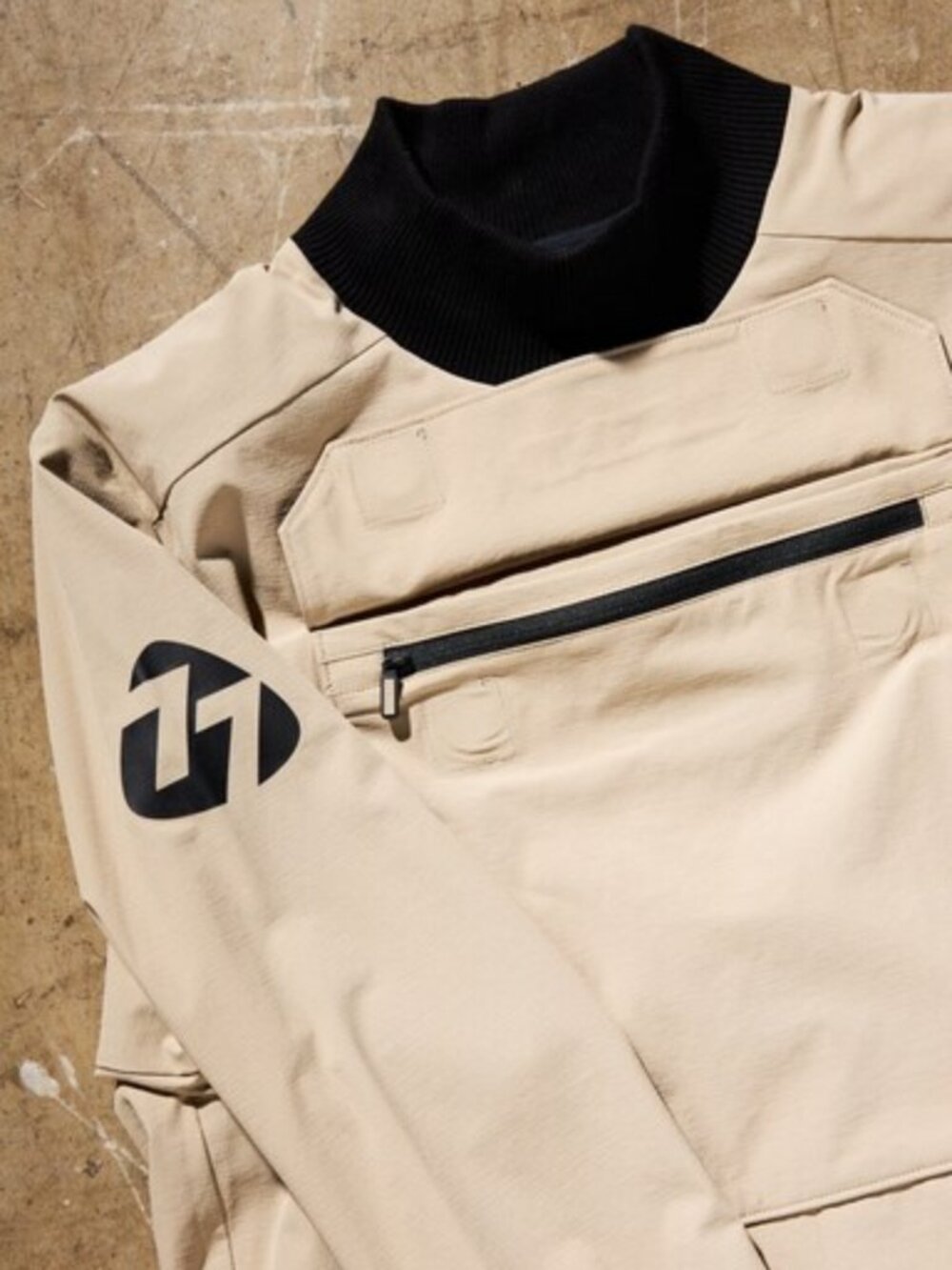 MINE 77 Ripstop Utility Pullover - Picture 2 of 8